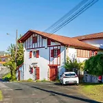 Xotilaenia * Larressore